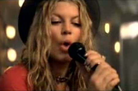 Video Clip Fergie Glamorous